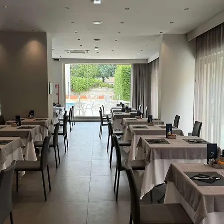 Centro, Bw Premier Collection 4* Modica