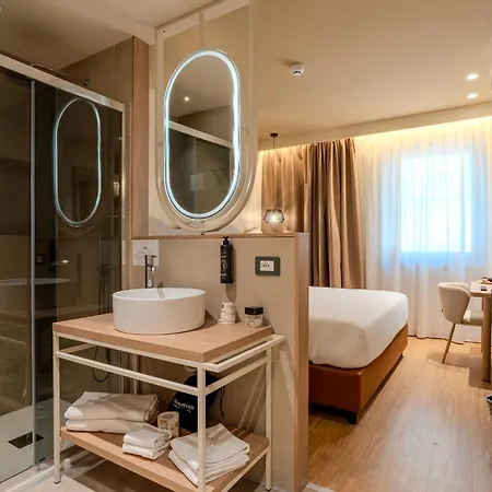 Centro, Bw Premier Collection Hotel